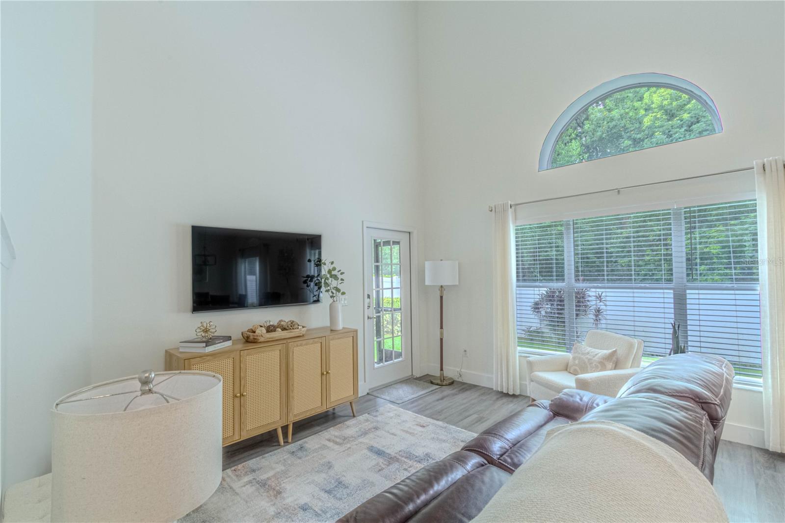 LOST LAKE ESTATES - Residential