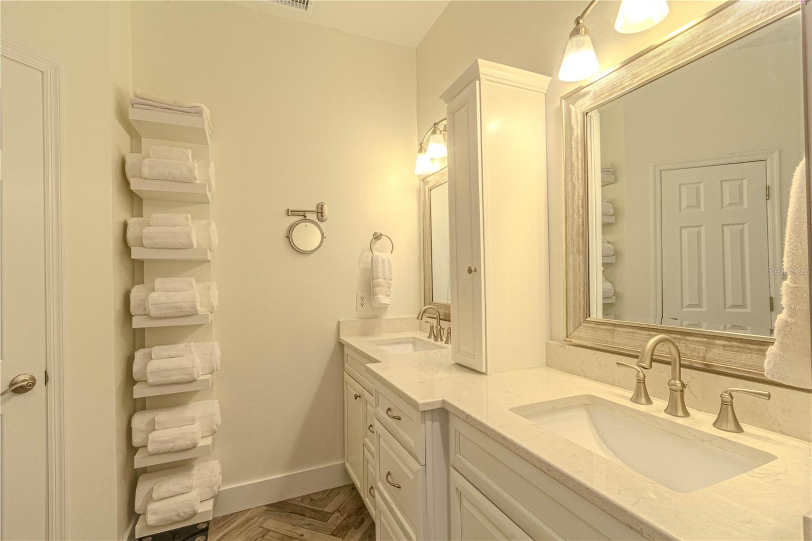 LOST LAKE ESTATES - Residential