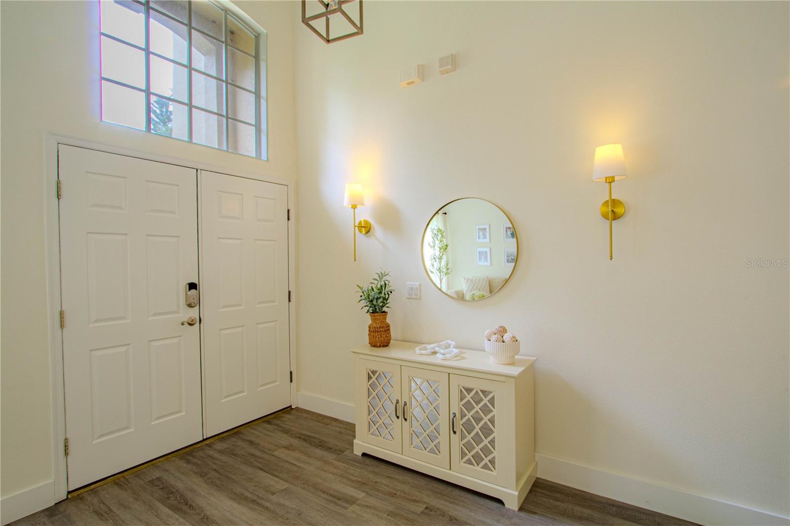 LOST LAKE ESTATES - Residential