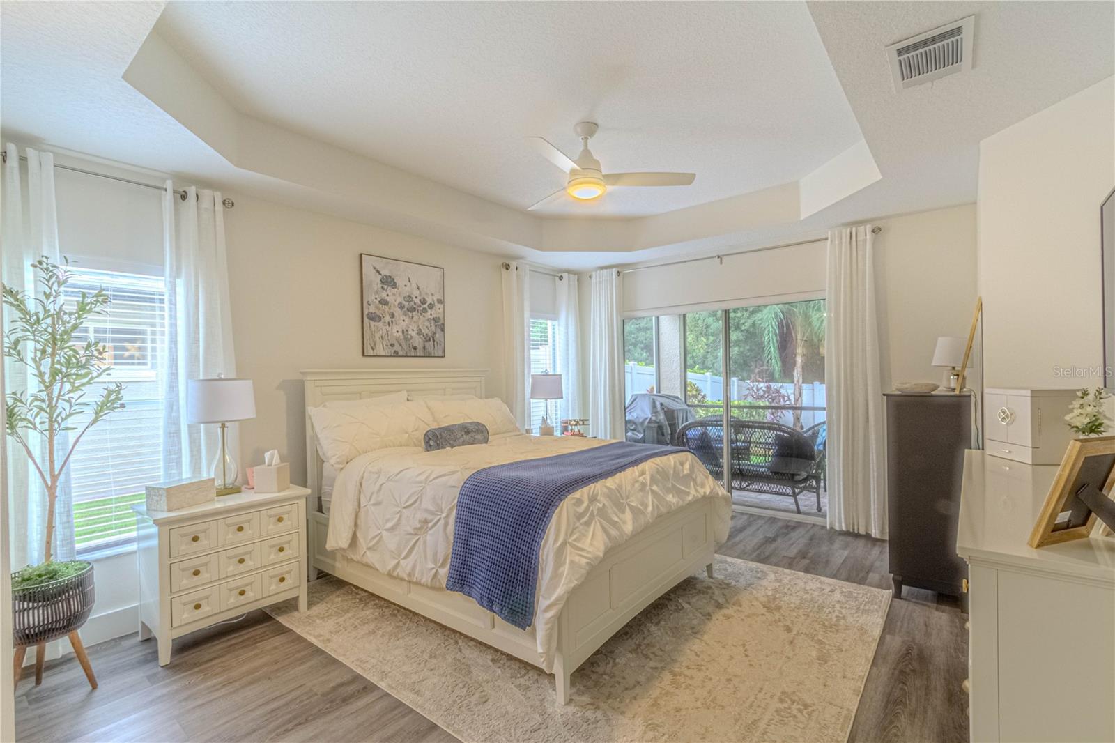 LOST LAKE ESTATES - Residential