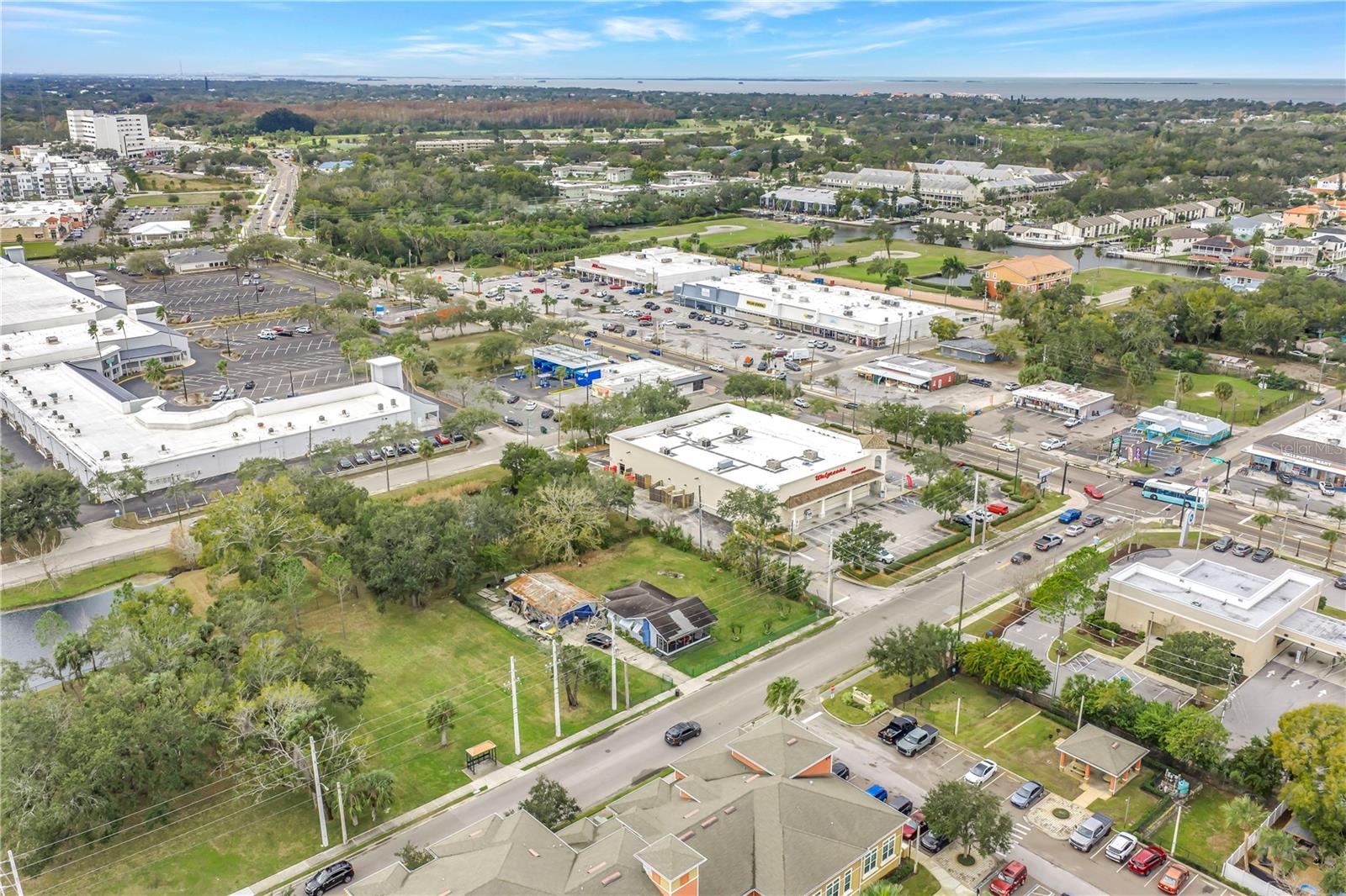 TARPON SPGS ENTERPRISES - Land