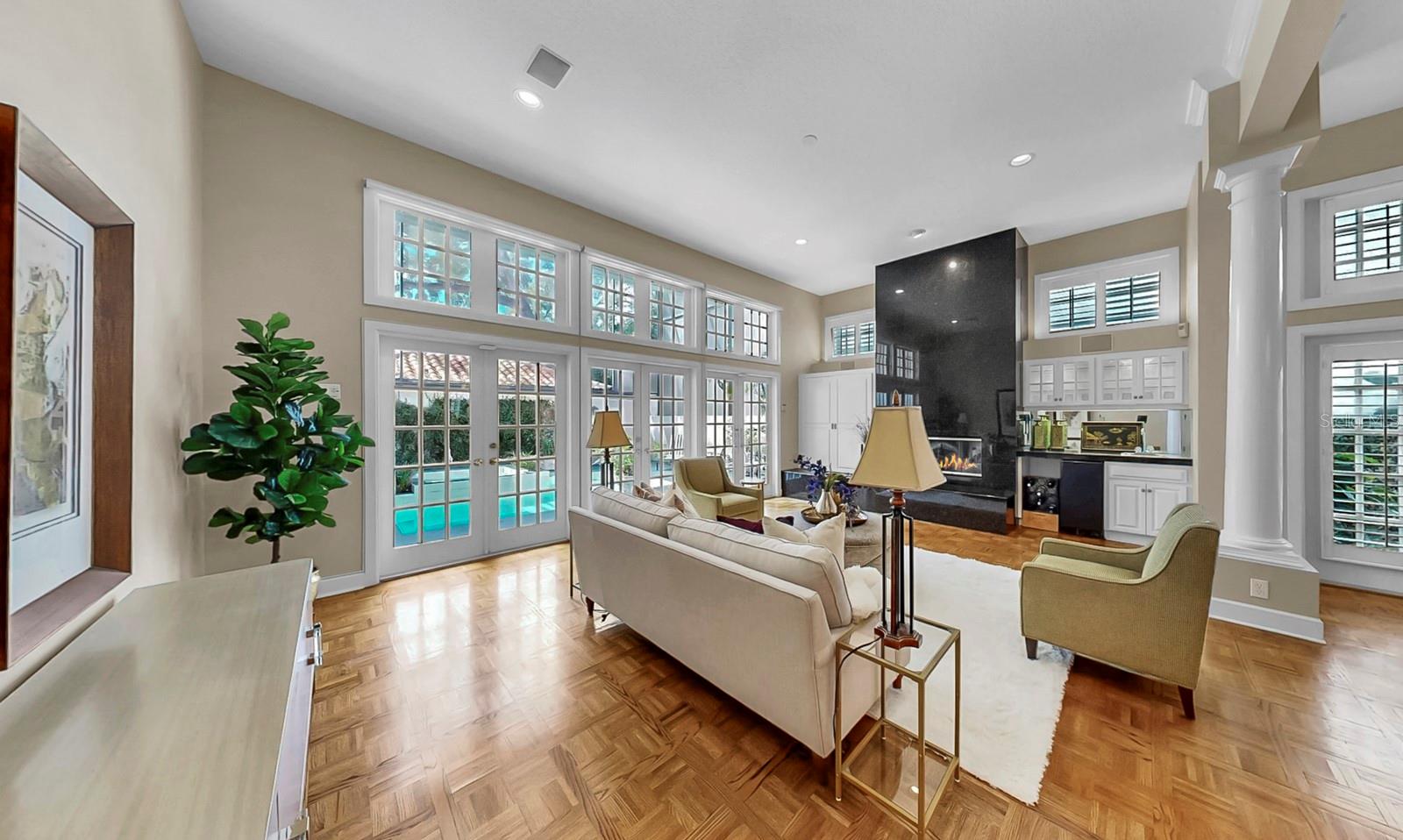 ADESTE A CONDO - Residential