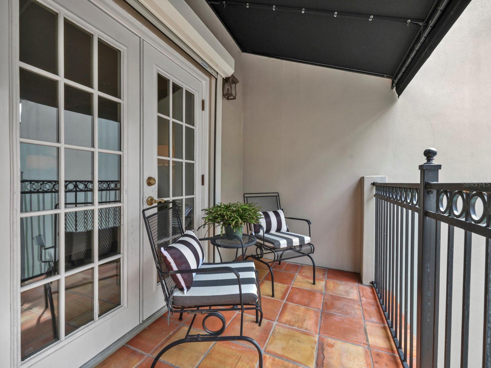 ADESTE A CONDO - Residential
