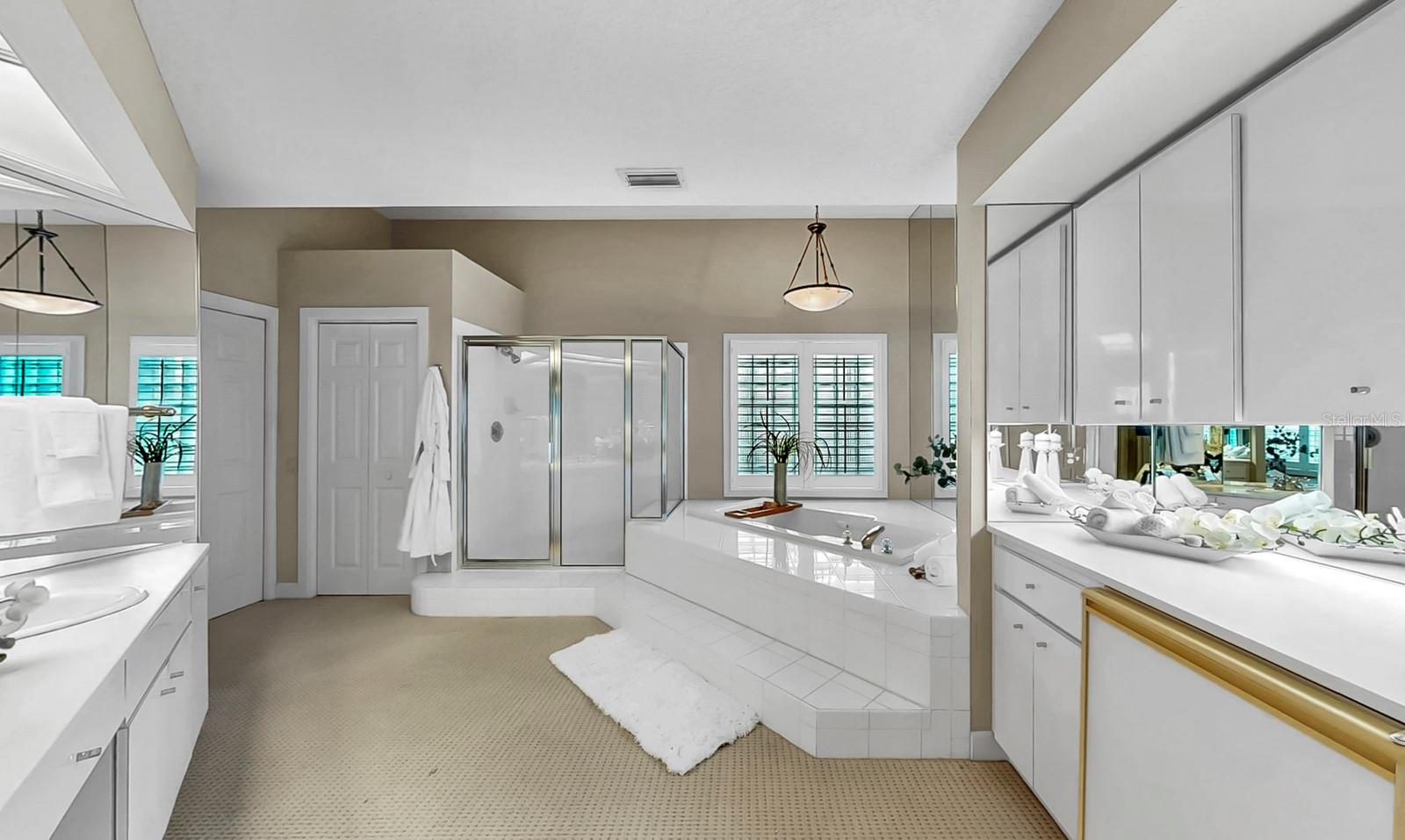 ADESTE A CONDO - Residential