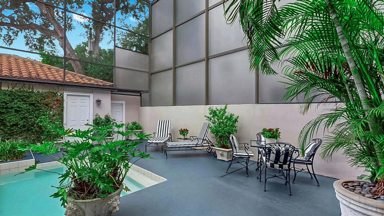 ADESTE A CONDO - Residential