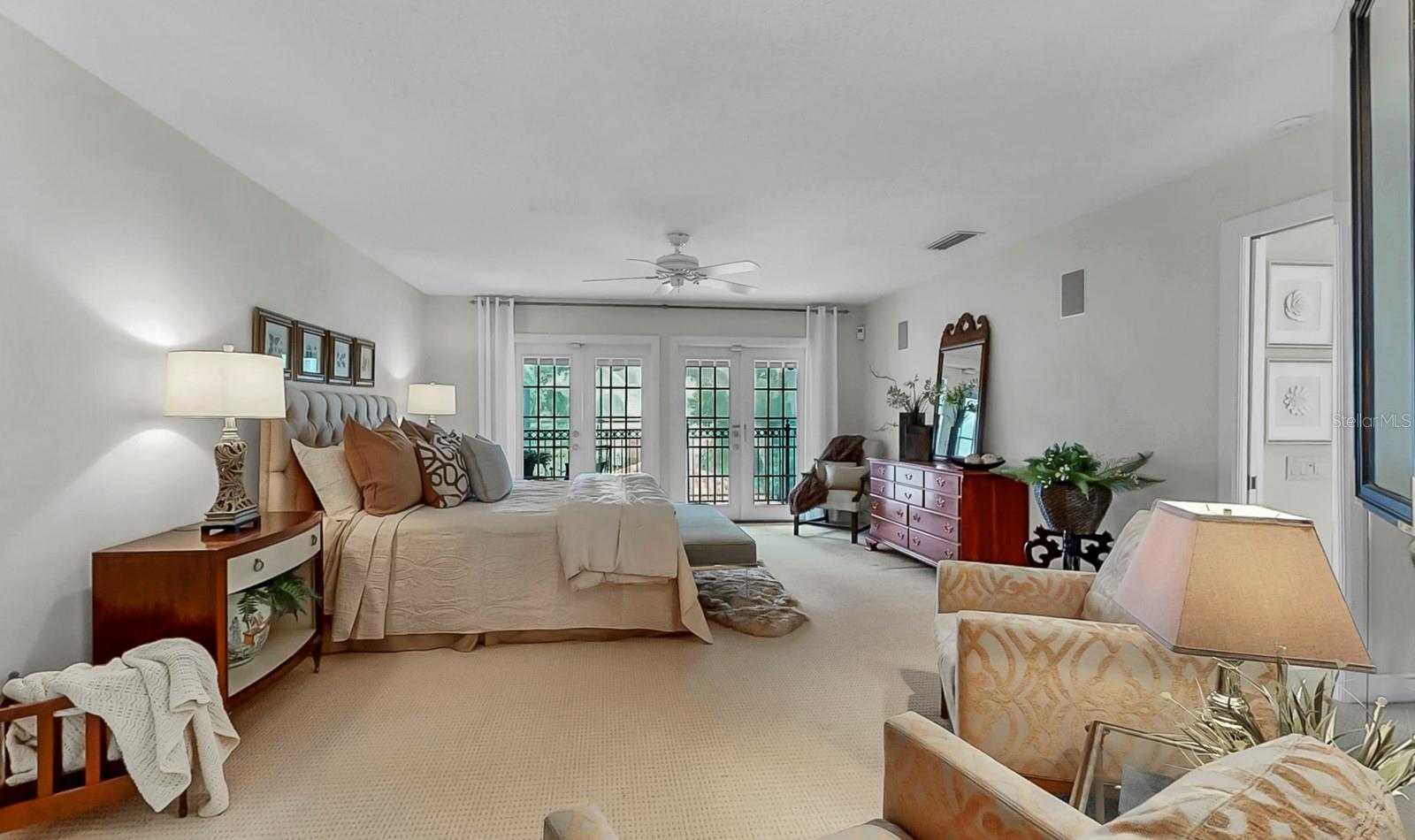 ADESTE A CONDO - Residential