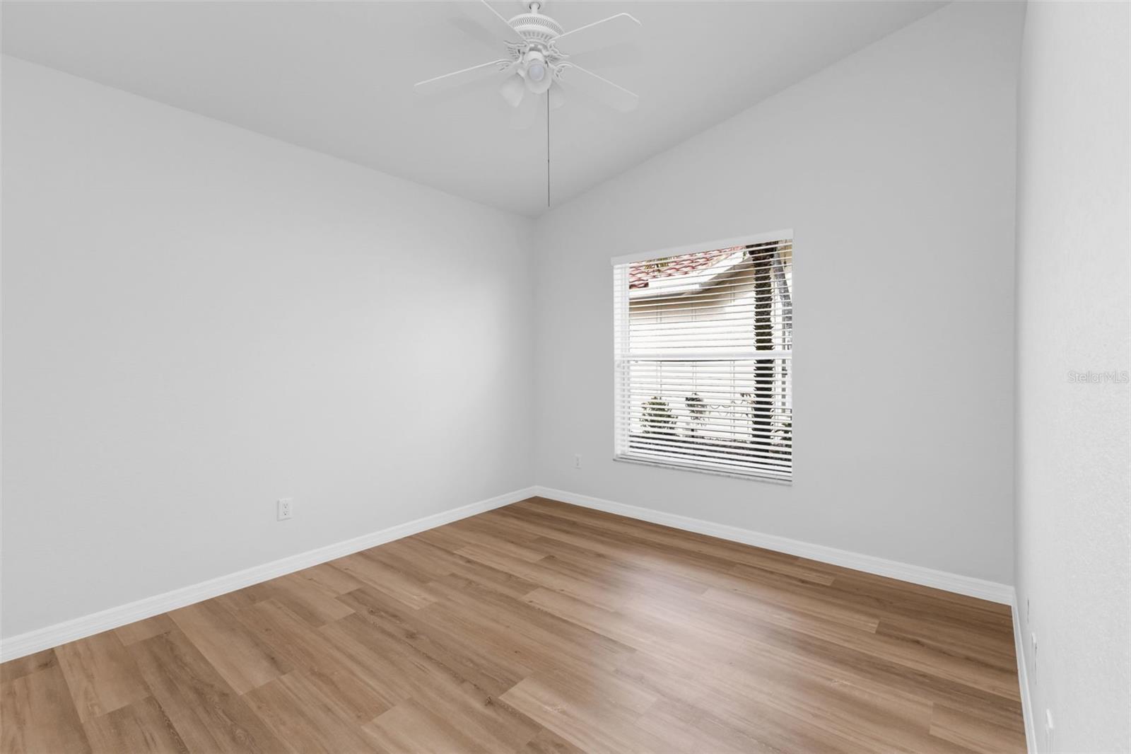 VILLAS BURNT STORE ISLES 01 - Residential