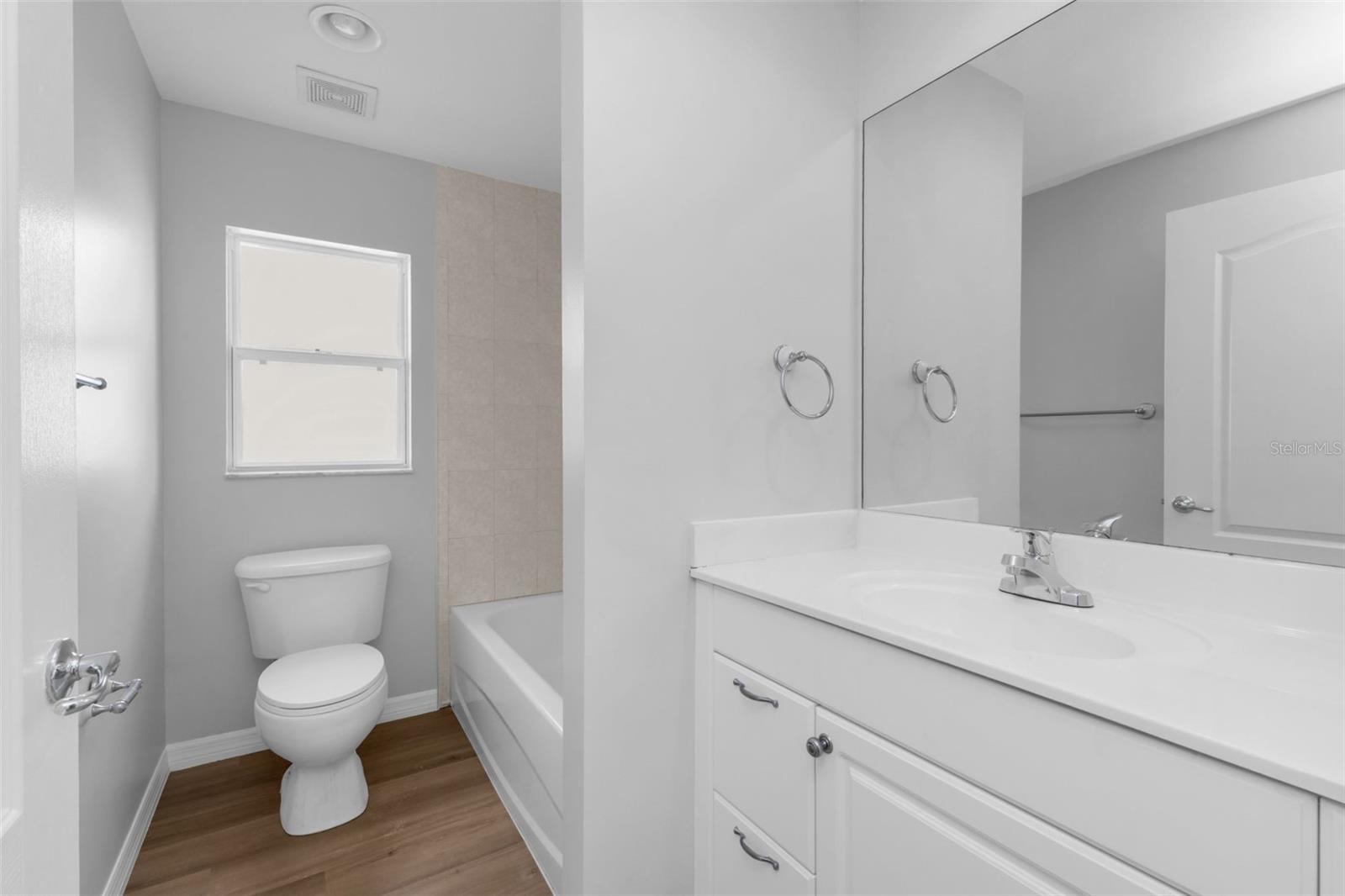 VILLAS BURNT STORE ISLES 01 - Residential