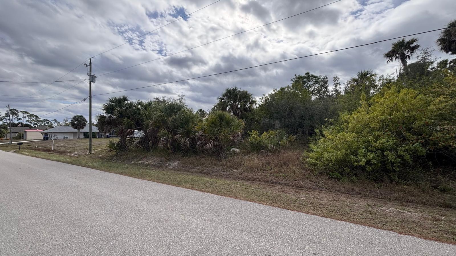 PORT CHARLOTTE SUB 06 - Land