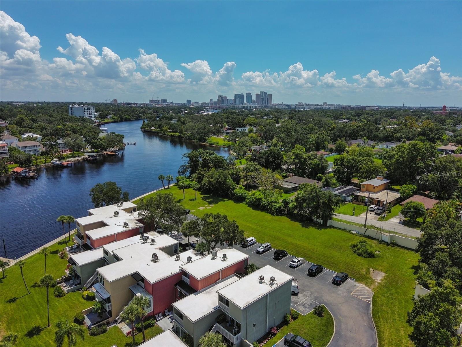 Welcome to paradise! Enjoy watching the sunsets and the wildlife from your patio. This 1 Bedroom, 1 Bath Condo is located in a secure gated community located on the Hillsborough River, just minutes from downtown Tampa. Enjoy a variety of amenities , including 2 pools, hot tub, gym, clubhouse, dog park, tennis and pickleball court. Private boat docks and boat trailer parking are available for an additional fee. There may be a waiting list for docks. The rivers opens to Tampa Bay and the Gulf of Mexico. This unit did not flood during the recent storms. What more can you ask for? Conveniently located close to the Riverwalk, fine dining, Tampa International airport, Midtown, Raymond James Stadium and so much more.