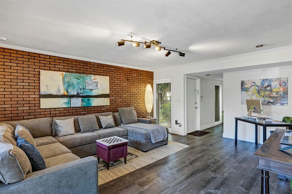 Photo of 111 Crown Oaks Way #111, Longwood, FL 32779 (MLS # O6382146)