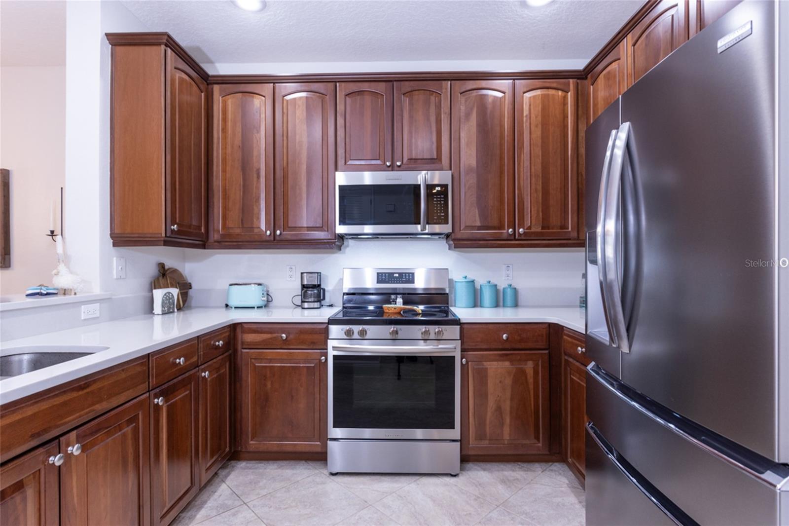 35 RIVERVIEW BEND S 1825