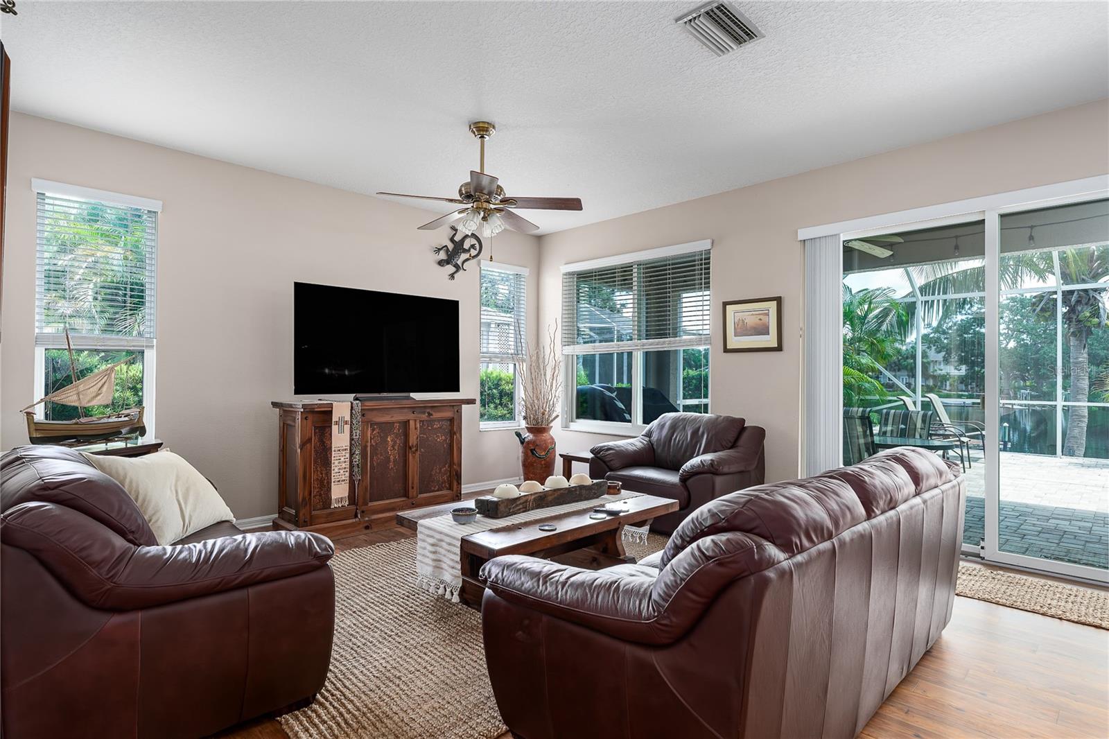 RIVERDALE RESUBDIVIDED - Residential