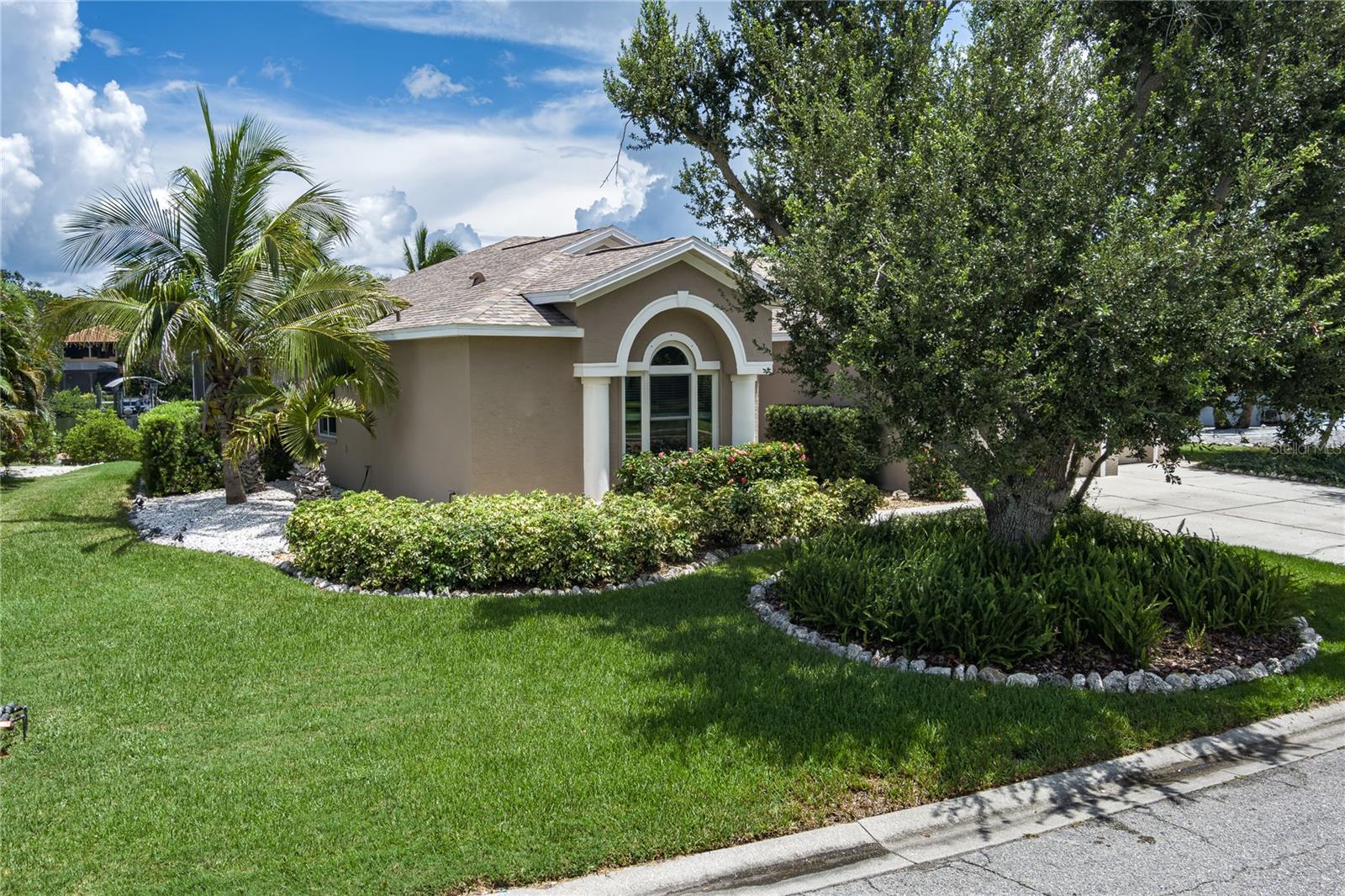 RIVERDALE RESUBDIVIDED - Residential