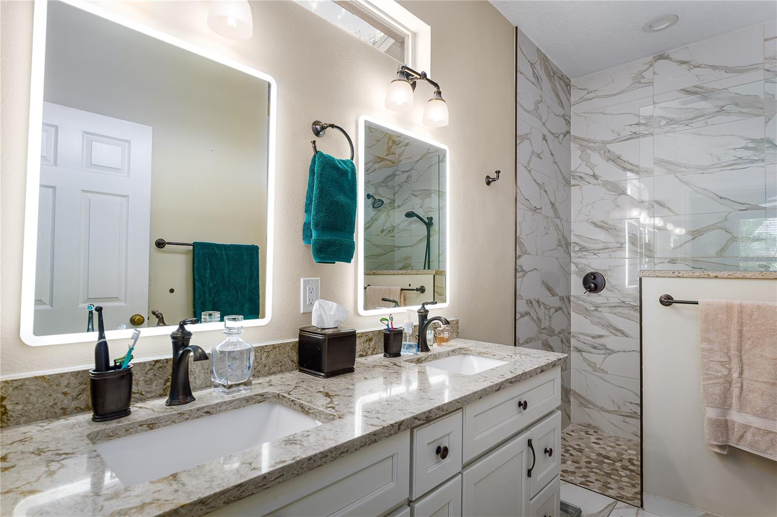 RIVERDALE RESUBDIVIDED - Residential