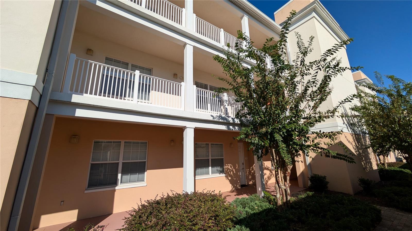 This is a great Reunion Resort Terraces condo with an OVERSIZED 16ft garage. Internally this spacious condo has great sized rooms, fully equipped kitchen with granite counters and stainless appliances. The primary bedroom has a walk in closet with separate, lockable closet inside. The west facing balcony enjoys afternoon sunshine and it is only a short distance to the Terraces pool. You can also use the facilities of Reunion including 4 further pools, restaurants, bars etc all whilst living conveniently close to all the local stores and restaurants. Available 9/30