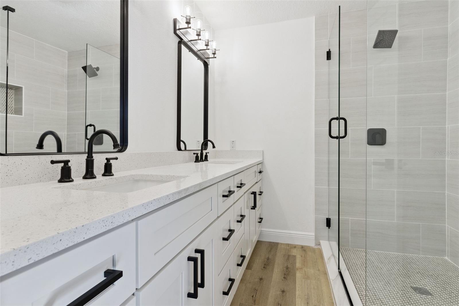 RIO VISTA - Residential