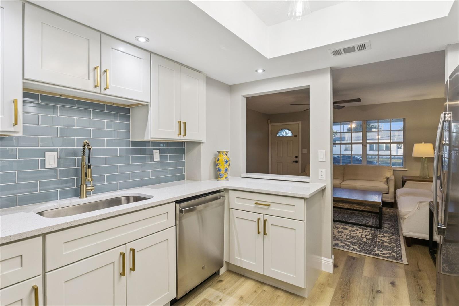 RIO VISTA - Residential