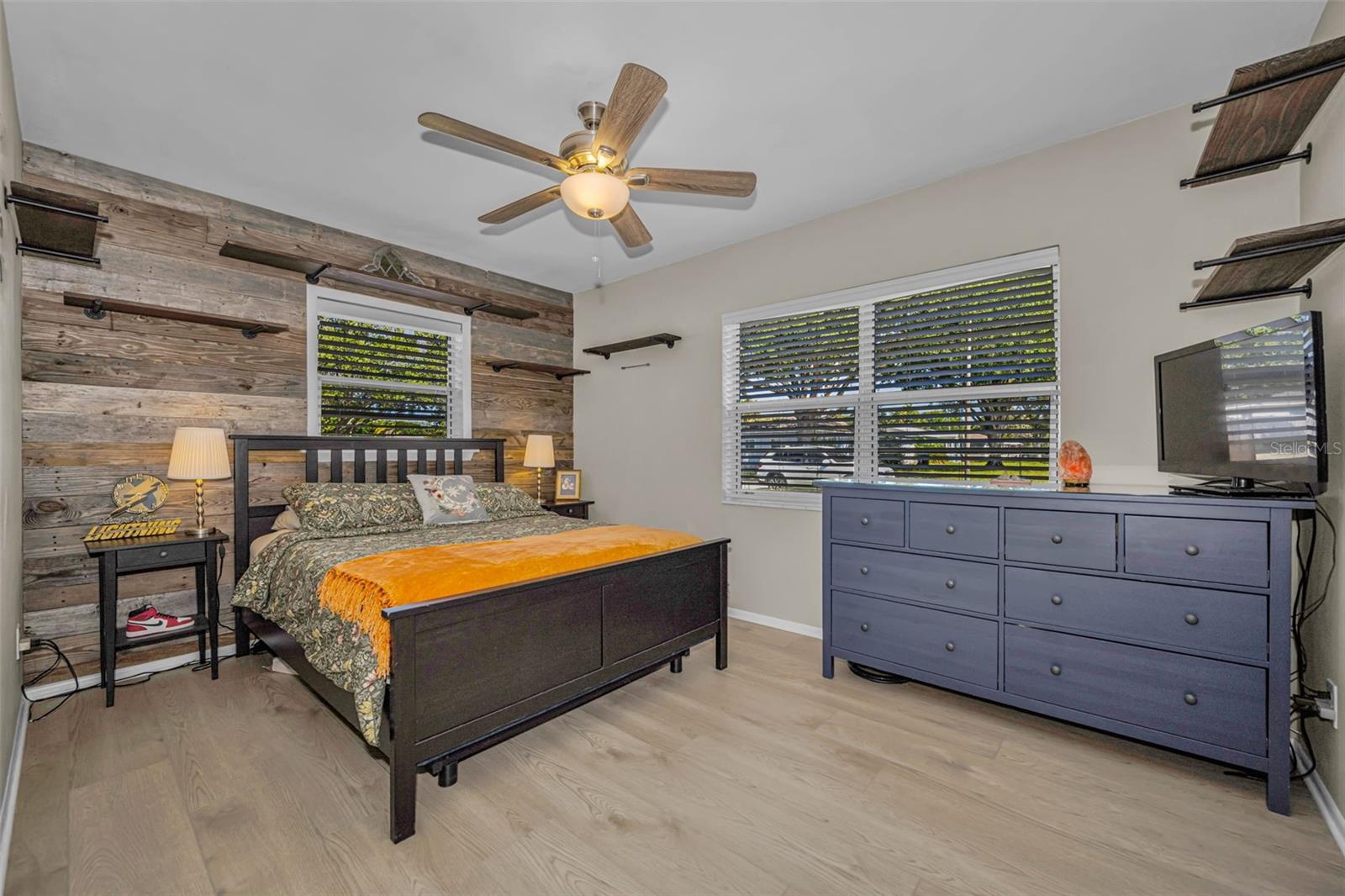 MEADOW LAWN 2ND ADD - Residential