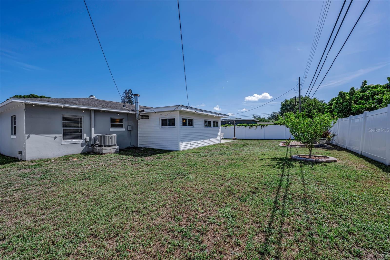 MEADOW LAWN 2ND ADD - Residential