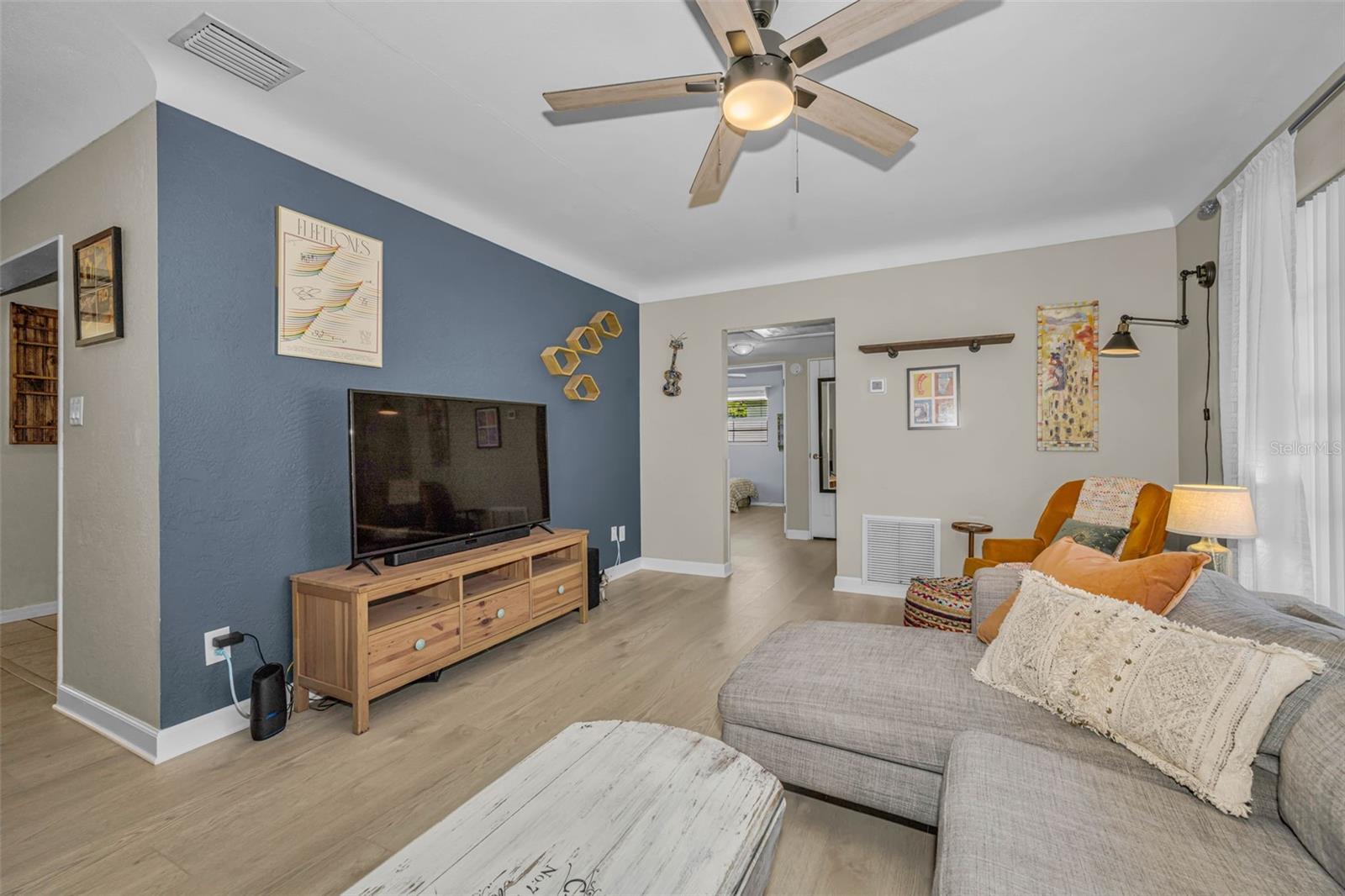 MEADOW LAWN 2ND ADD - Residential