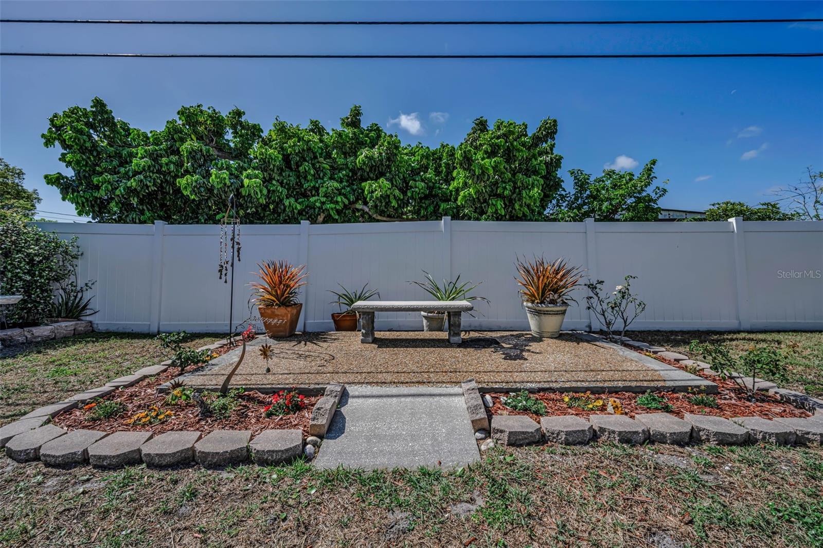 MEADOW LAWN 2ND ADD - Residential