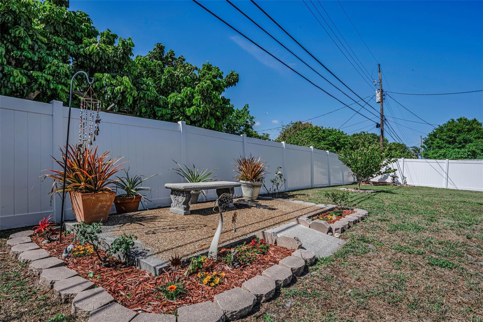 MEADOW LAWN 2ND ADD - Residential