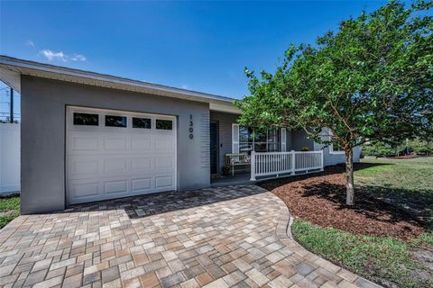 Photo of 1300 63rd Avenue N, St Petersburg, FL 33702 (MLS # TB8497791)