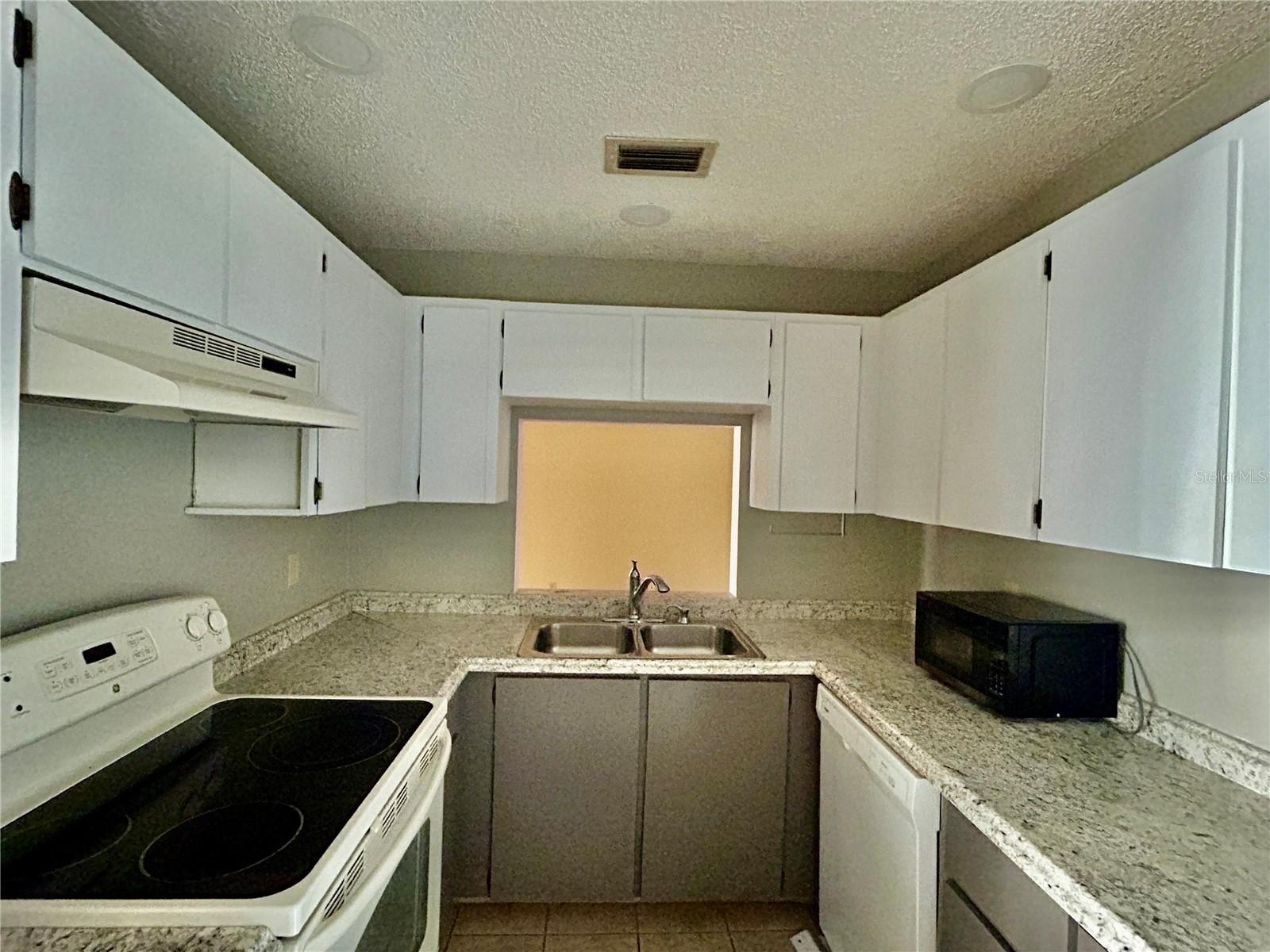 3525 E FORT KING STREET 140