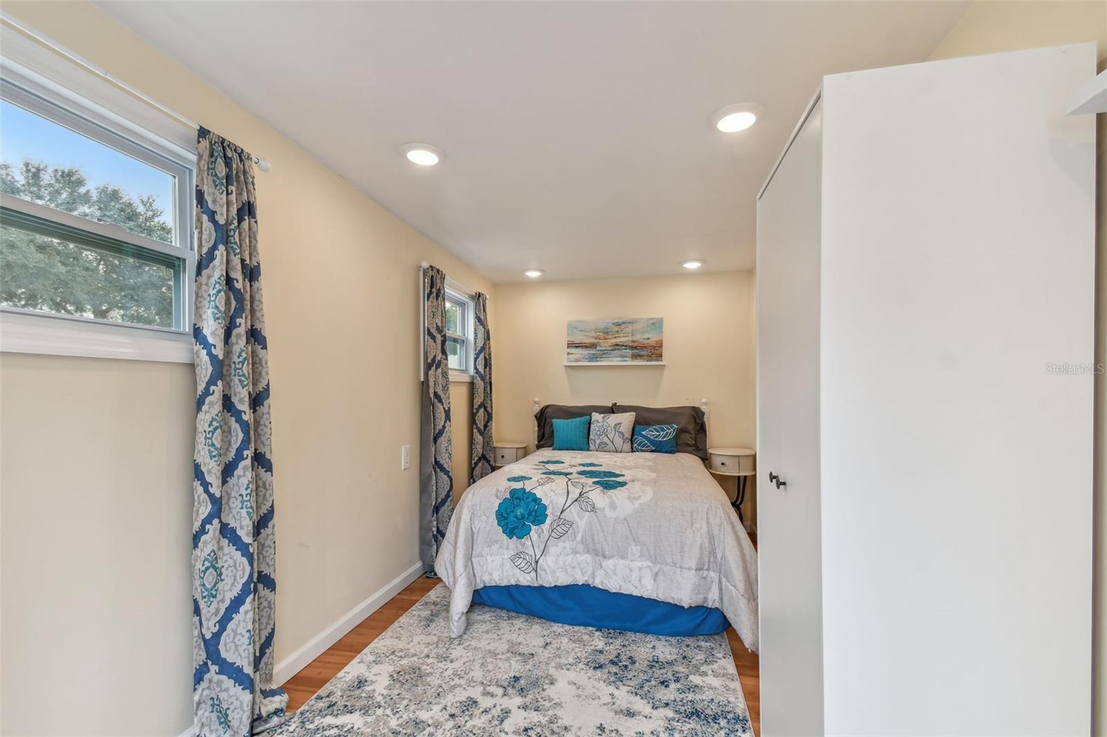 BELMONT SUB - Residential