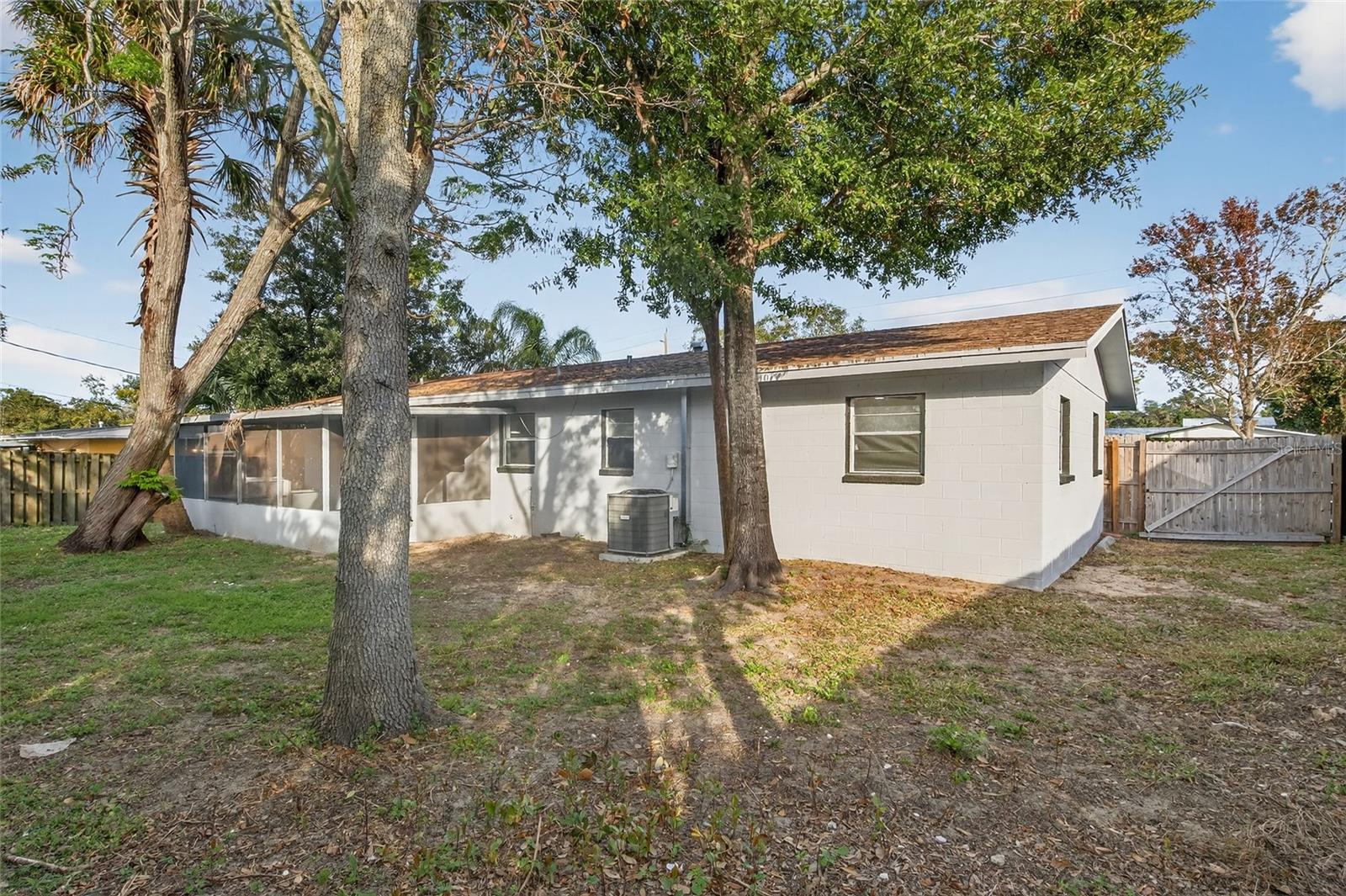 WHISPERING LAKES SEC 03 PT 04 - Residential