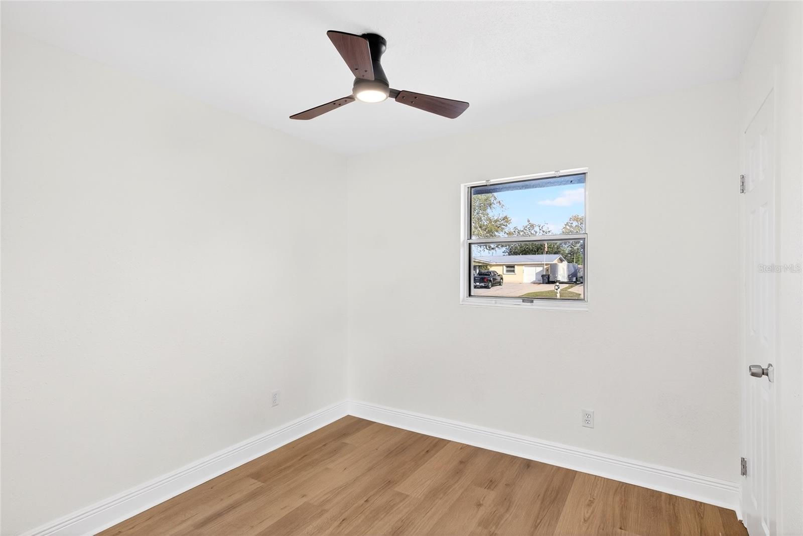 WHISPERING LAKES SEC 03 PT 04 - Residential