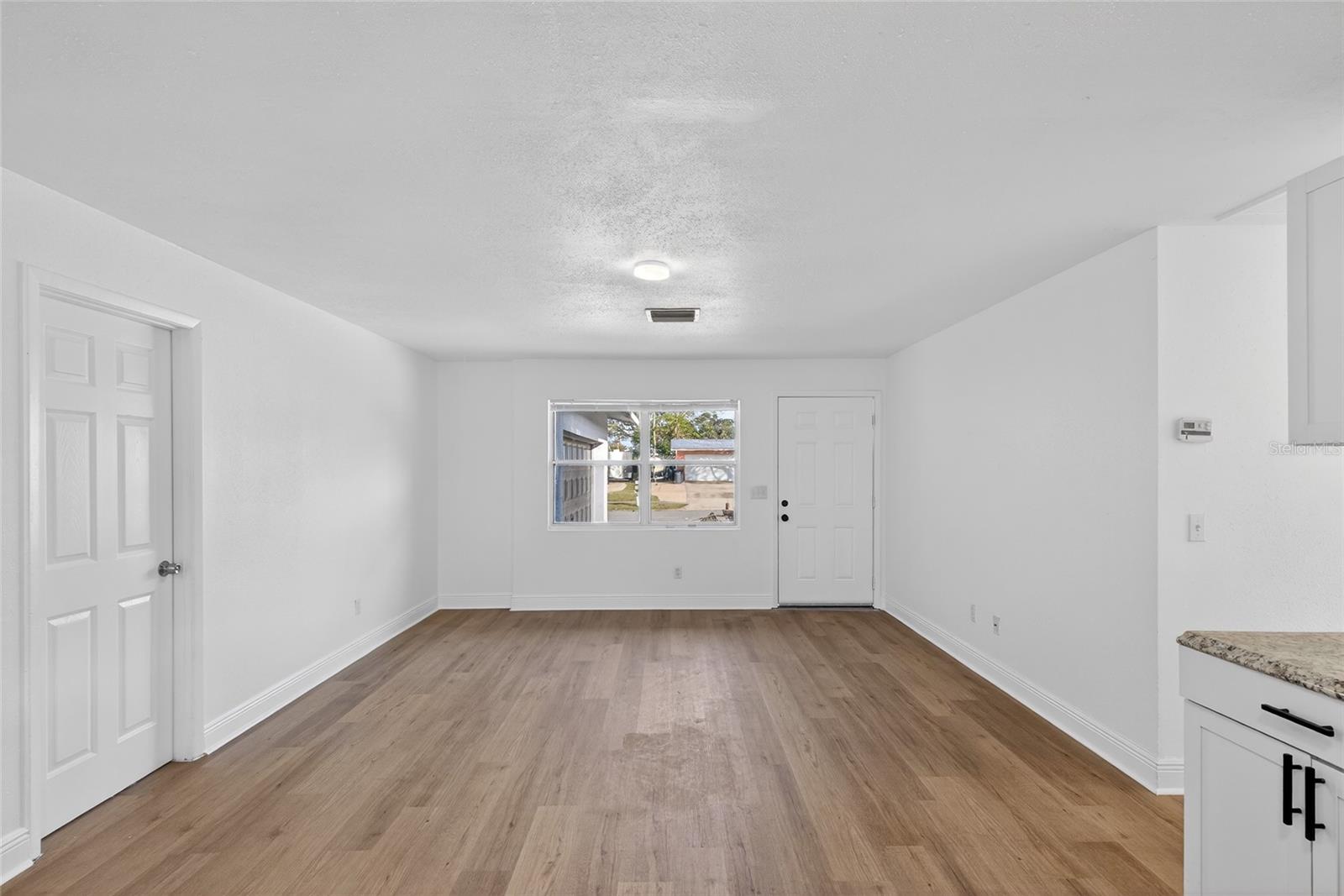 WHISPERING LAKES SEC 03 PT 04 - Residential