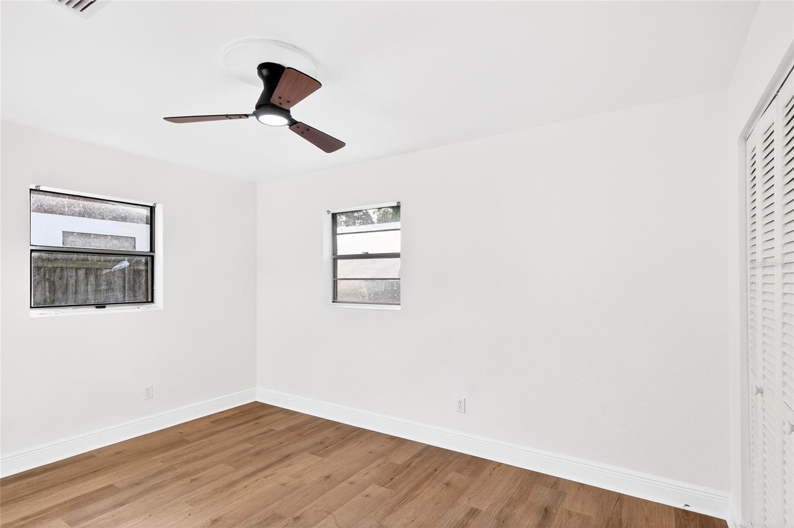 WHISPERING LAKES SEC 03 PT 04 - Residential