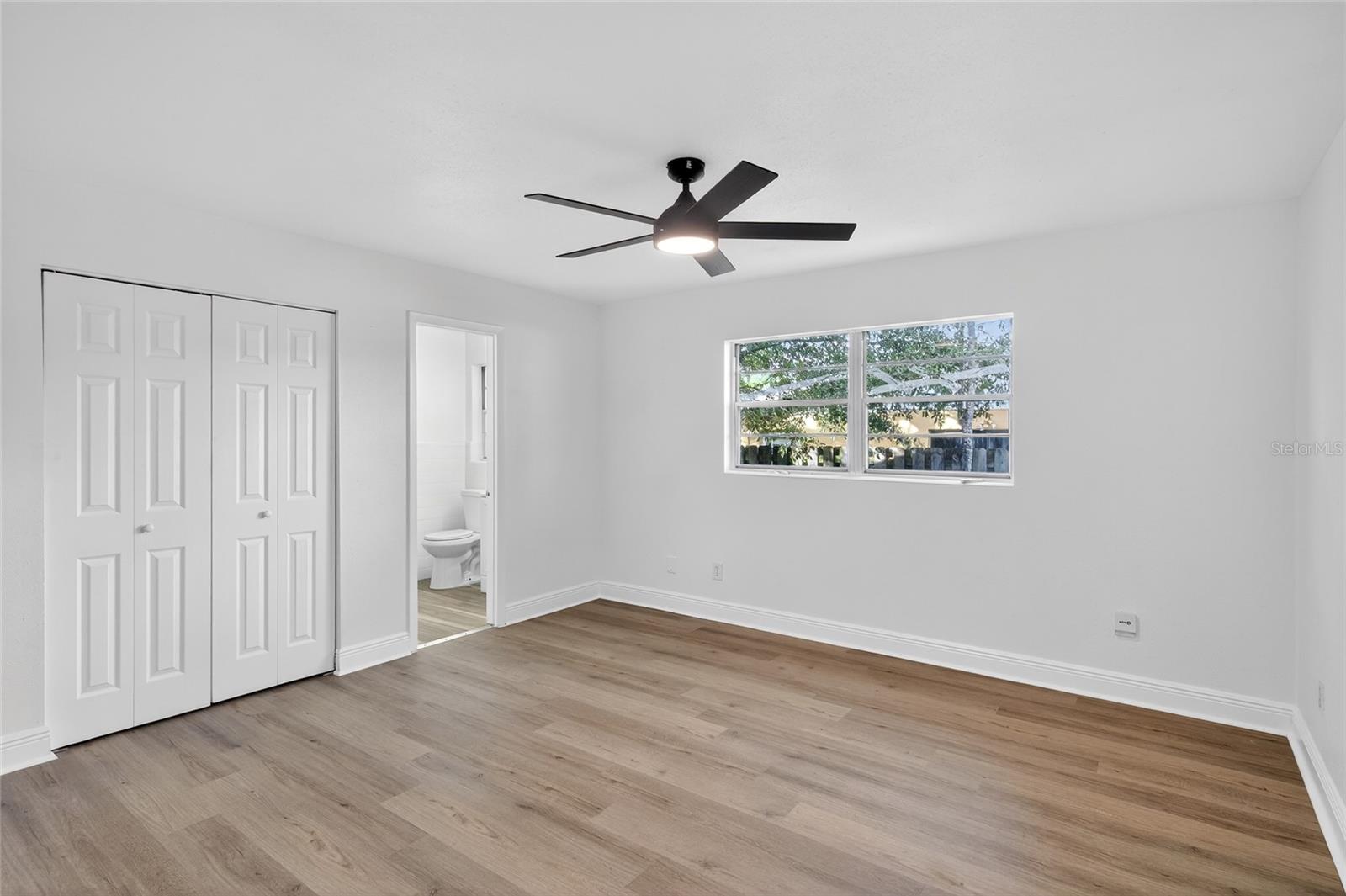 WHISPERING LAKES SEC 03 PT 04 - Residential