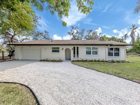 Photo of 3681 Shamrock Drive, Venice, FL 34293 (MLS # N6142172)