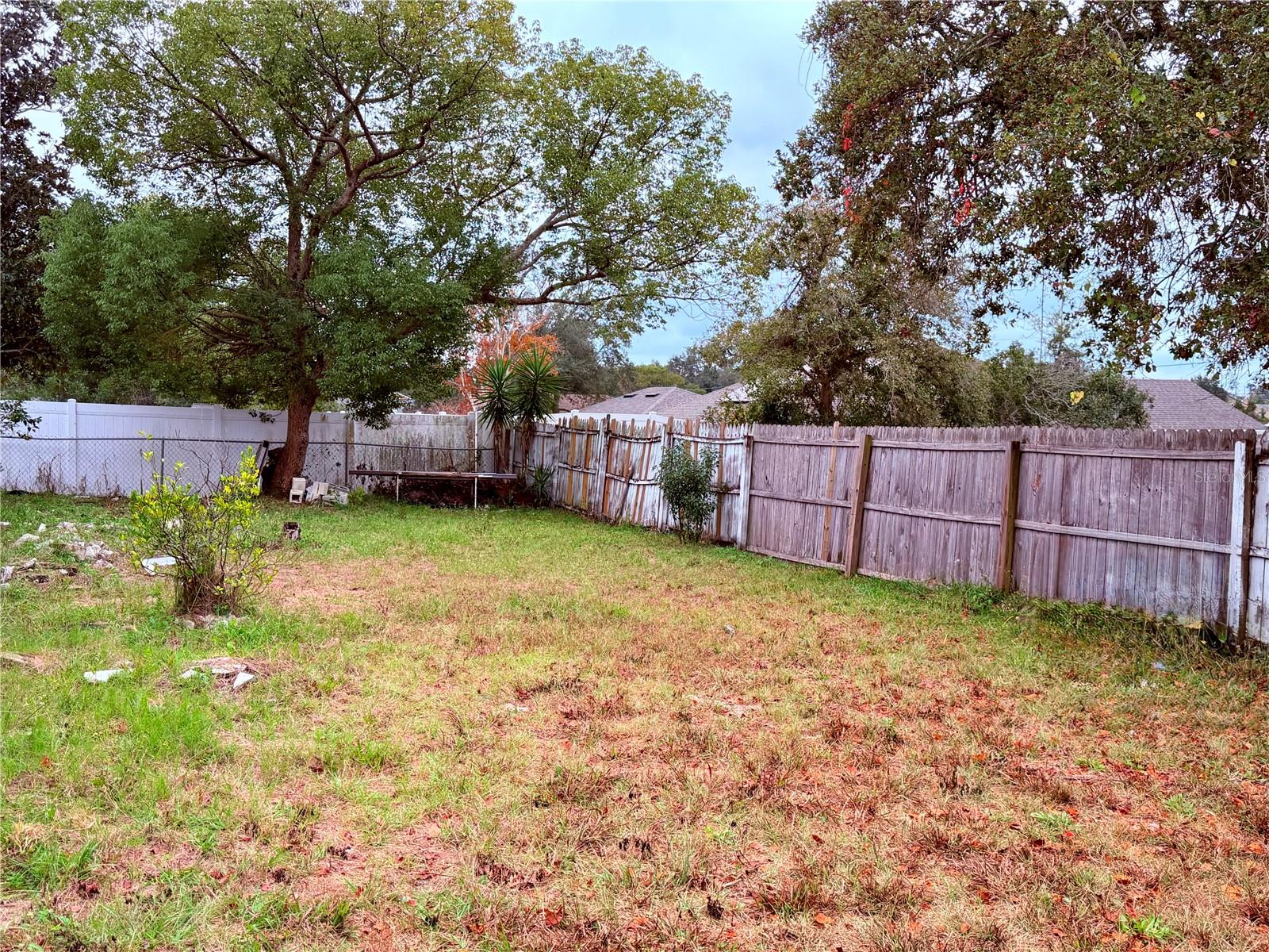 DELTONA LAKES UNIT 65 - Residential