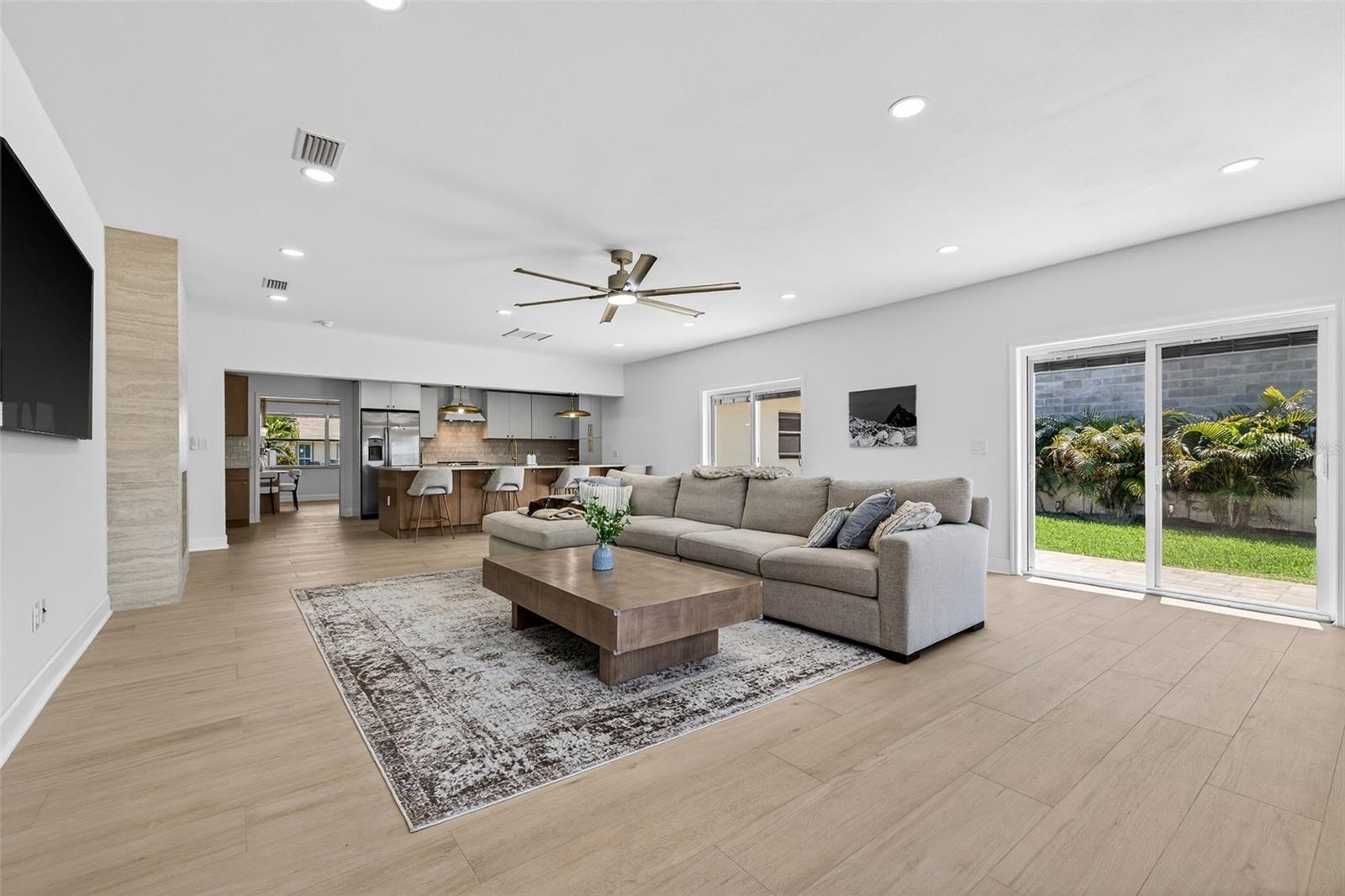 PATRICIAN POINT - Residential