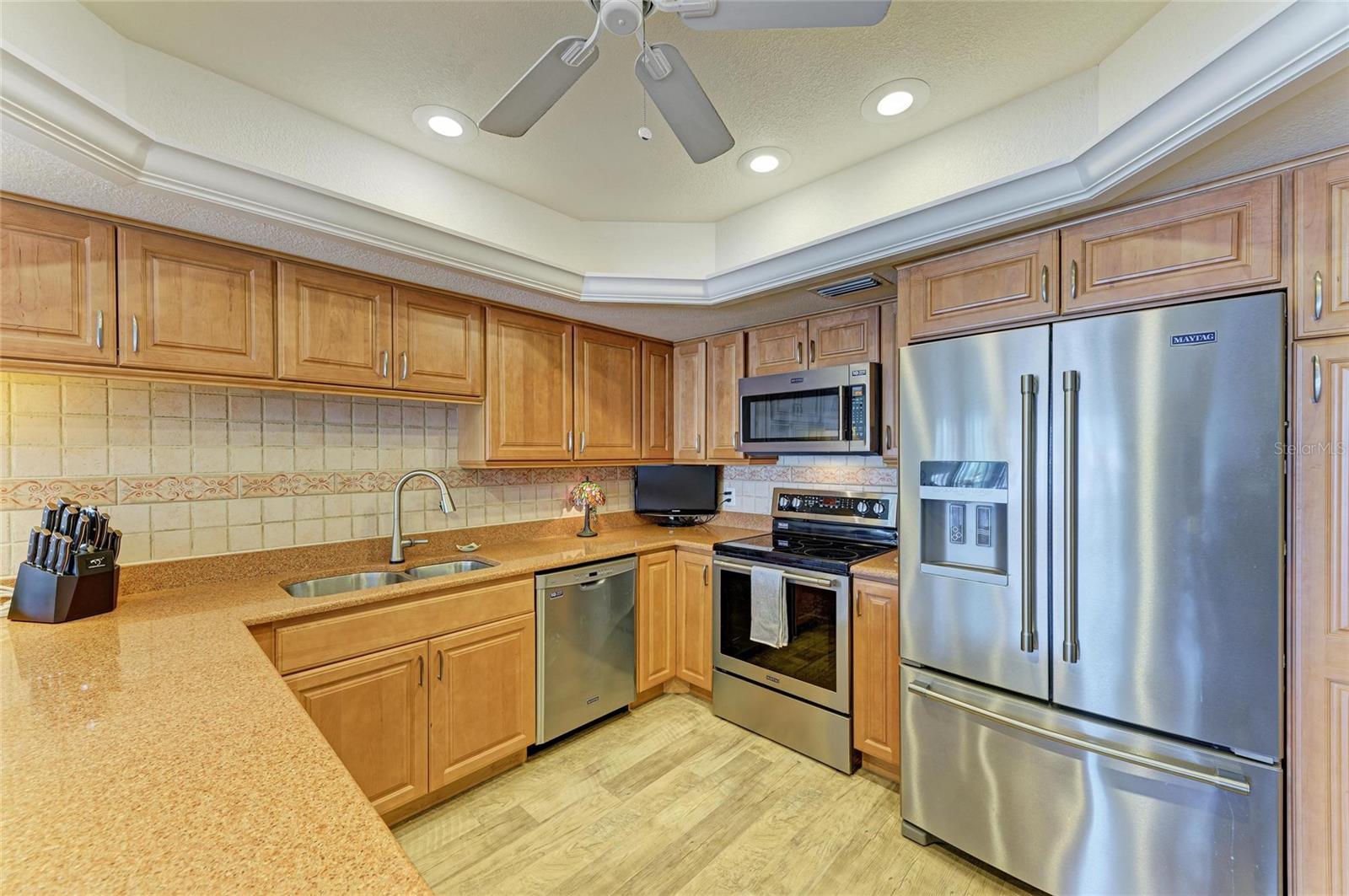 MARINA SOUTH SHORE CONDO - Residential