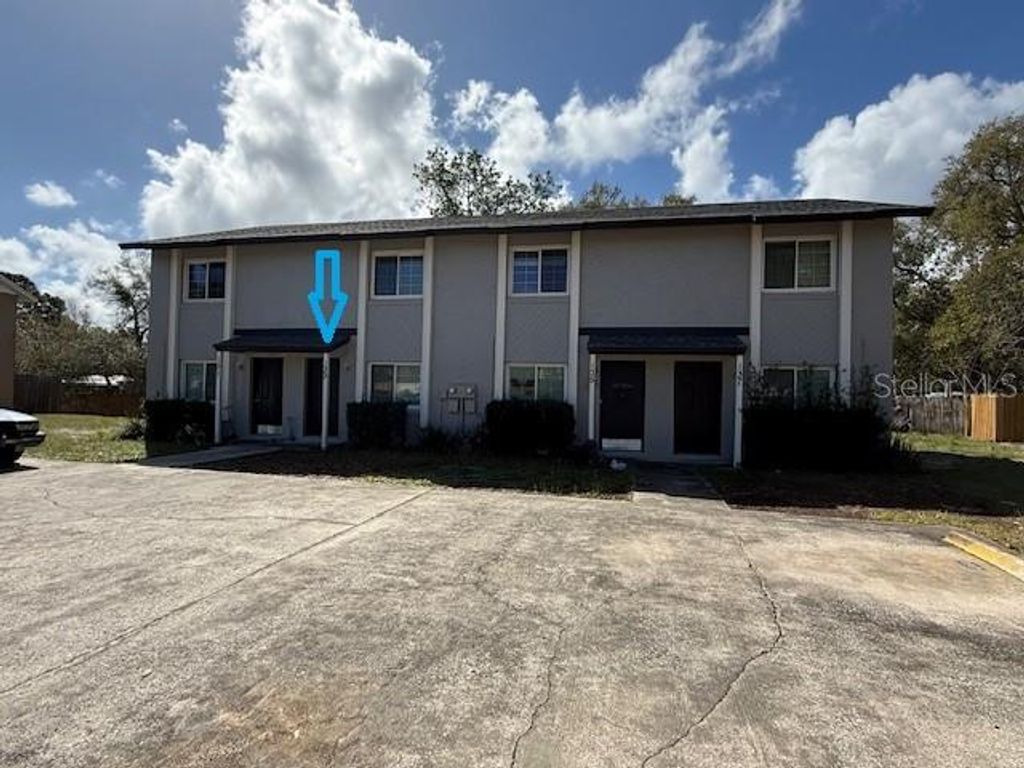 Photo of 131 Garden Drive, Winter Springs, FL 32708 (MLS # O6389179)