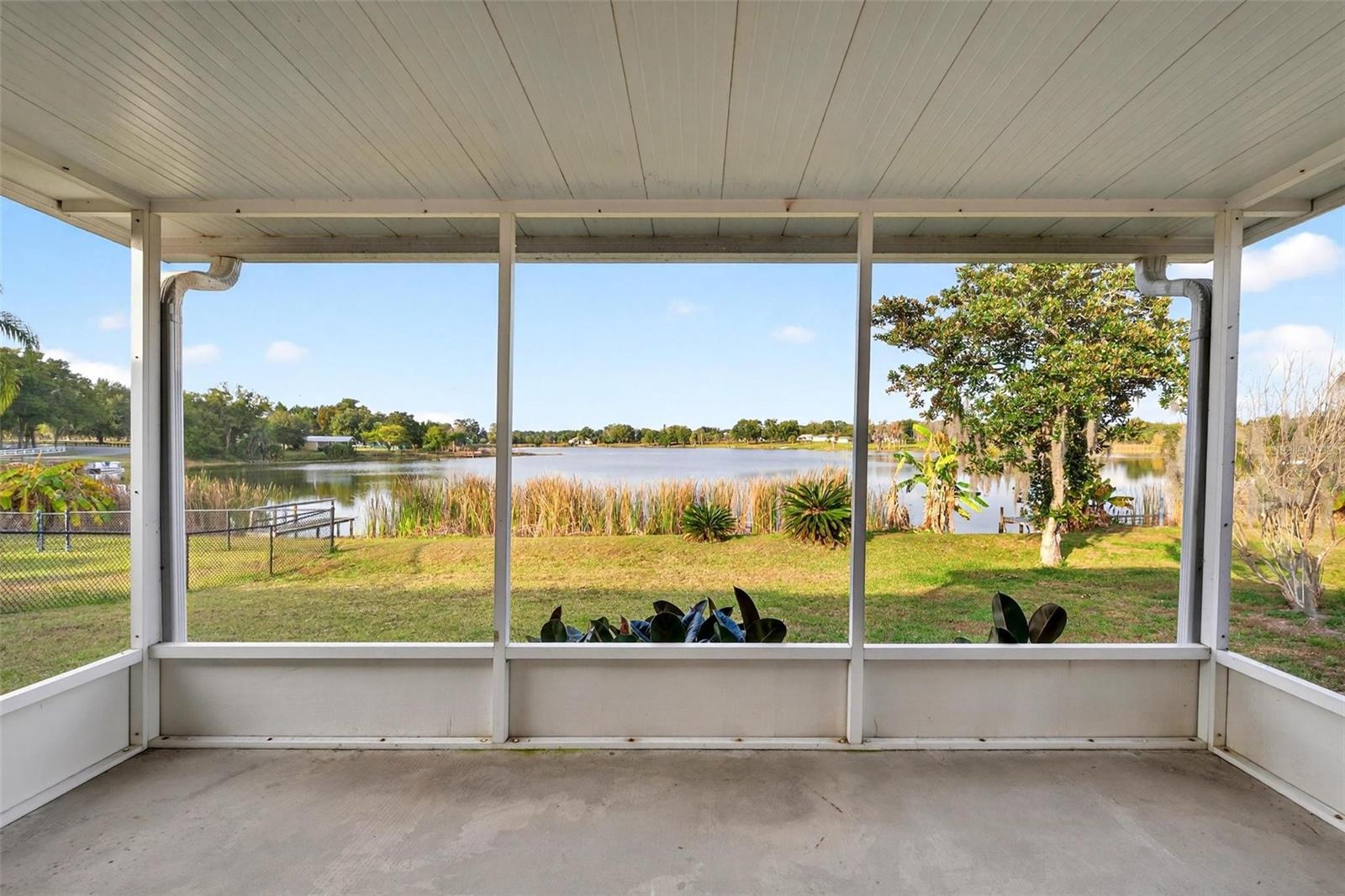 UMATILLA LAKE MARY ESTATES SUB - Residential