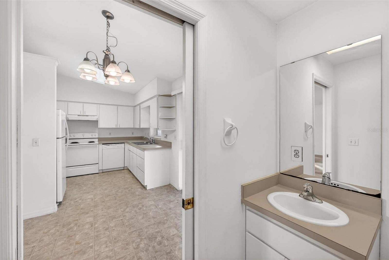 UMATILLA LAKE MARY ESTATES SUB - Residential