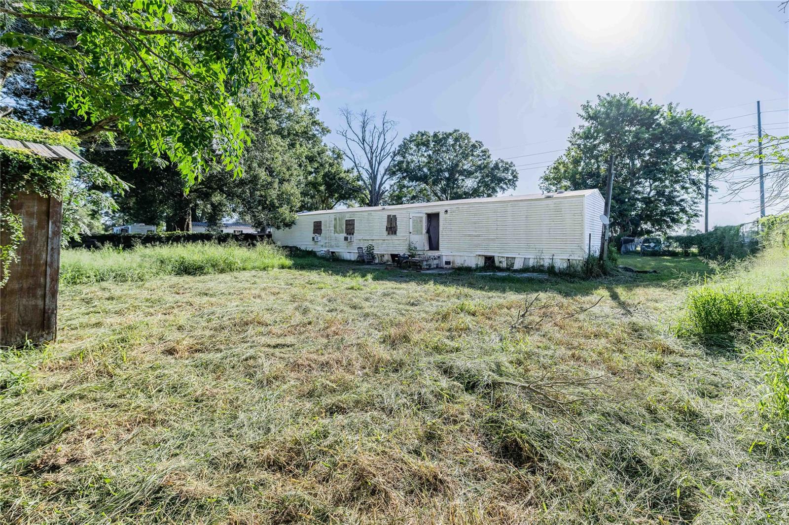 1218 CAMERON ROAD