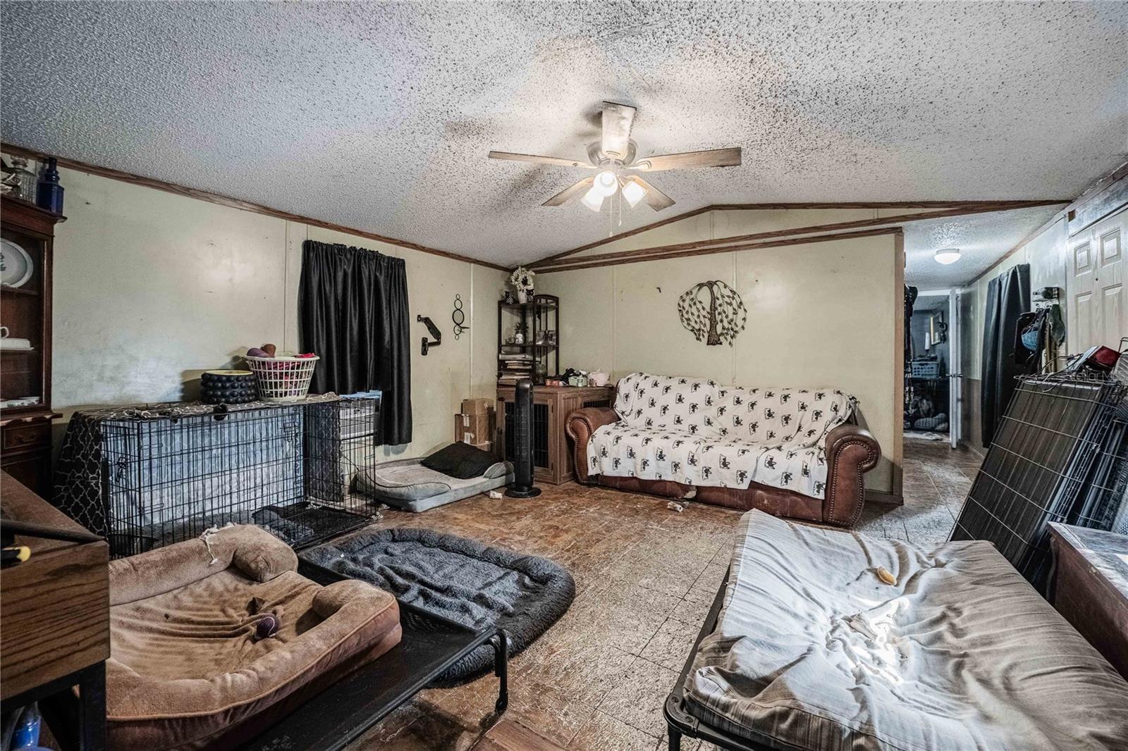 1218 CAMERON ROAD