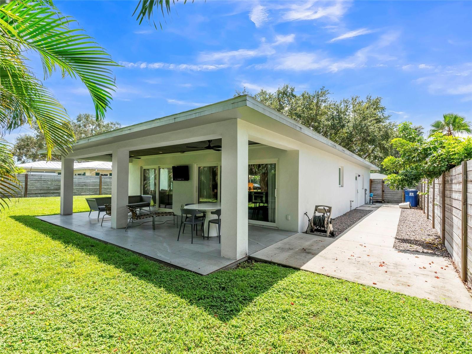 HARSHAW LAKE REP ADD - Residential Lease