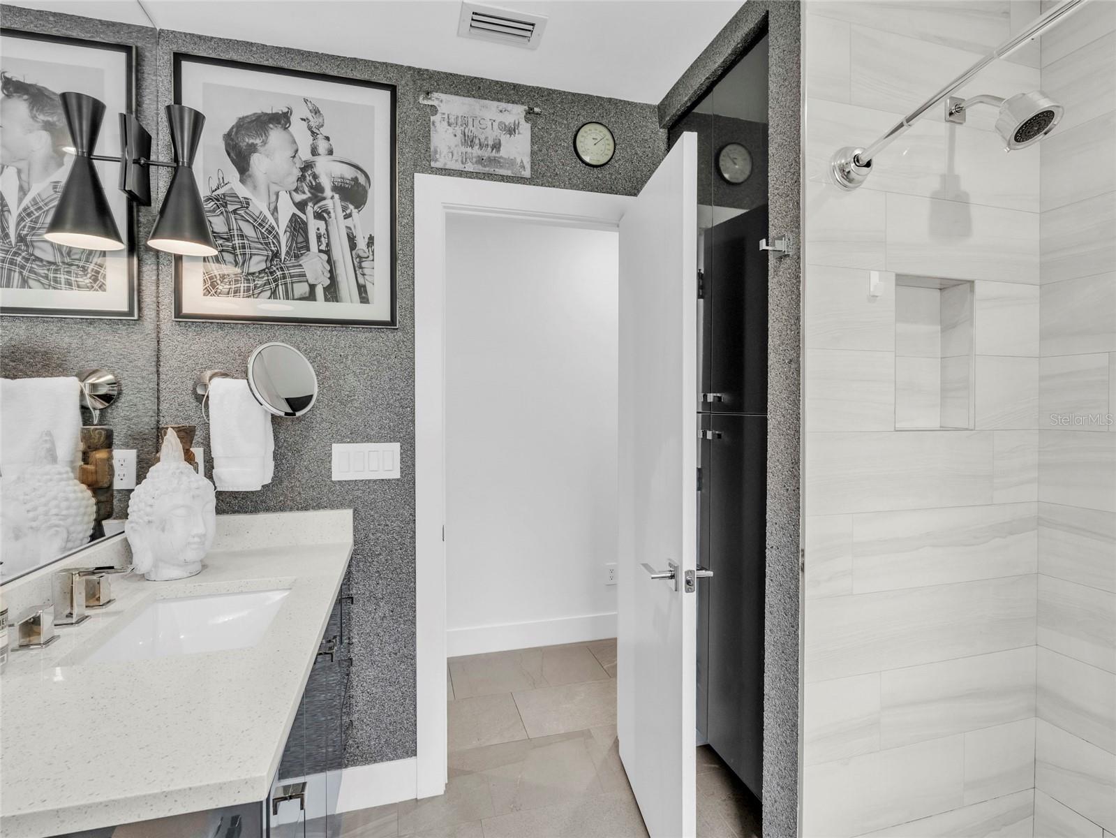 HARSHAW LAKE REP ADD - Residential Lease