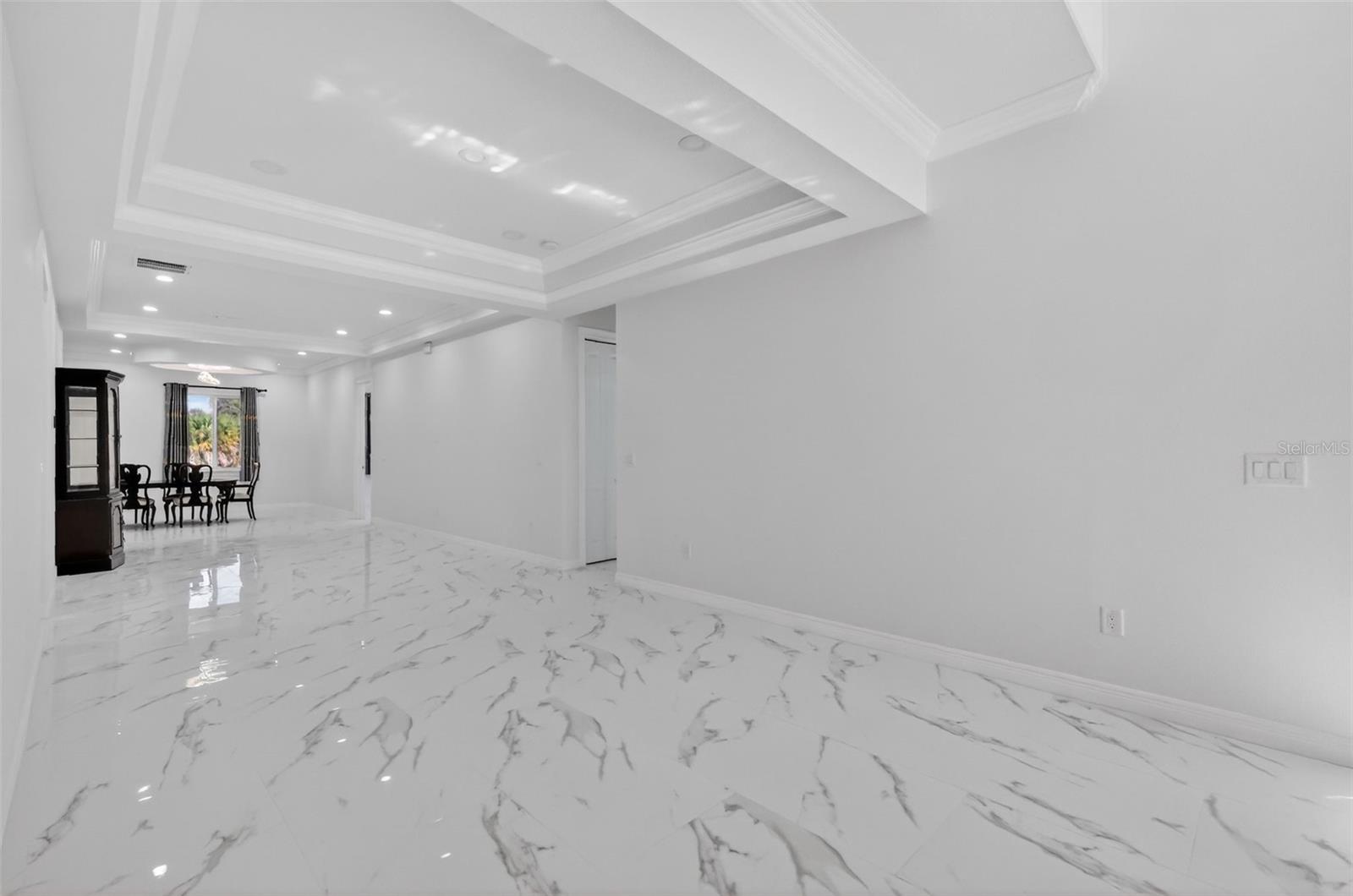 LADY LAKE LAKES PH 02 LT 01 BLK A - Residential