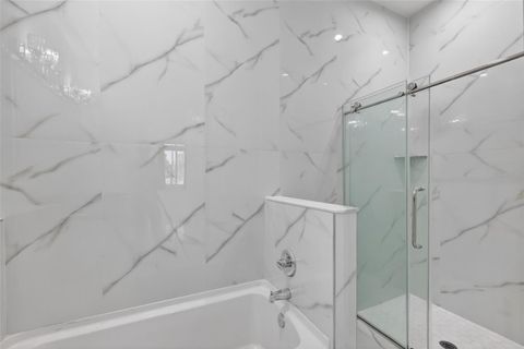 Tiny photo for 588 Dowling Circle, Lady Lake, FL 32159 (MLS # TB8455649)