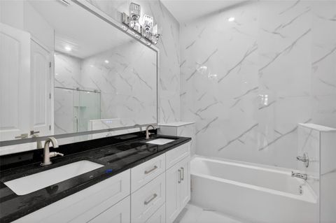 Tiny photo for 588 Dowling Circle, Lady Lake, FL 32159 (MLS # TB8455649)