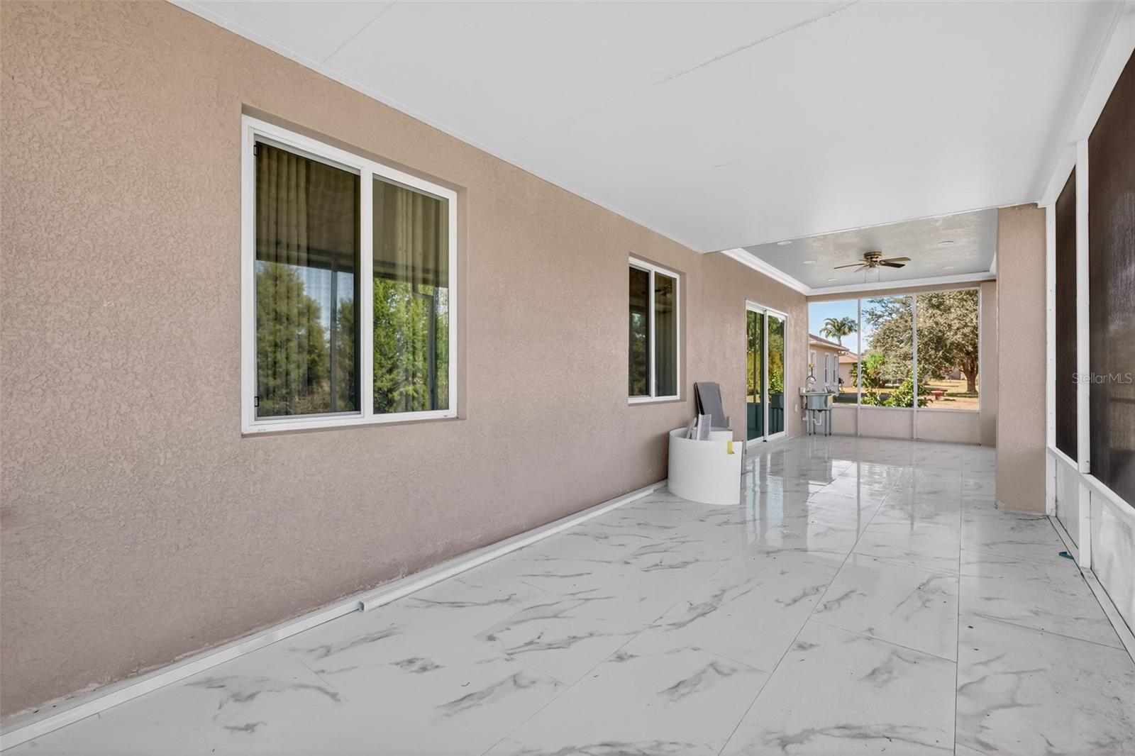 LADY LAKE LAKES PH 02 LT 01 BLK A - Residential